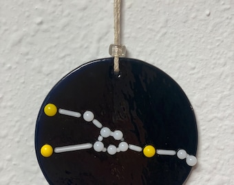 Taurus Glass Constellation gemaakt in middernachtblauw