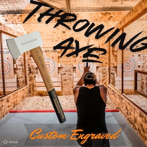 Specialgraverad 16" turneringskastyxa med slida