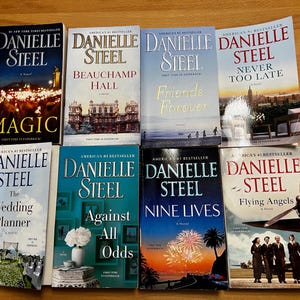 Danielle Steel, Choose Your Title, Mass Market Paperback Novels/Books, Used, Vintage, Romance