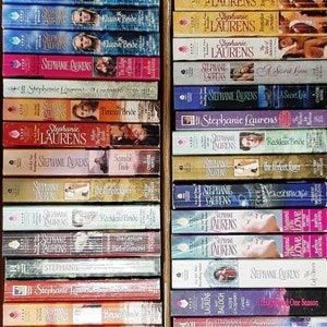 Stephanie Laurens, Choose Your Title, Paperback Novels, Paperback Books, Romance Books, Used Books, Historical Romance