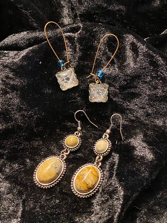 Beautiful set of bohemian-style dangle earrings - image 2