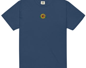 sunflower tシャツ Embroidered Sunflower Garment Dyed T-shirt - Etsy