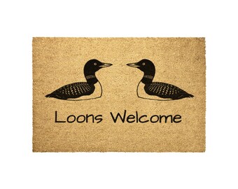 Loons Welcome Door Mat - Rustic Outdoor Entrance Mat, Cute Home Decor, Durable Indoor/Outdoor Mat, Perfect Gift for Lake Lovers