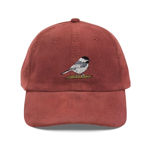 Casquette vintage en velours côtelé avec oiseau brodé mésange