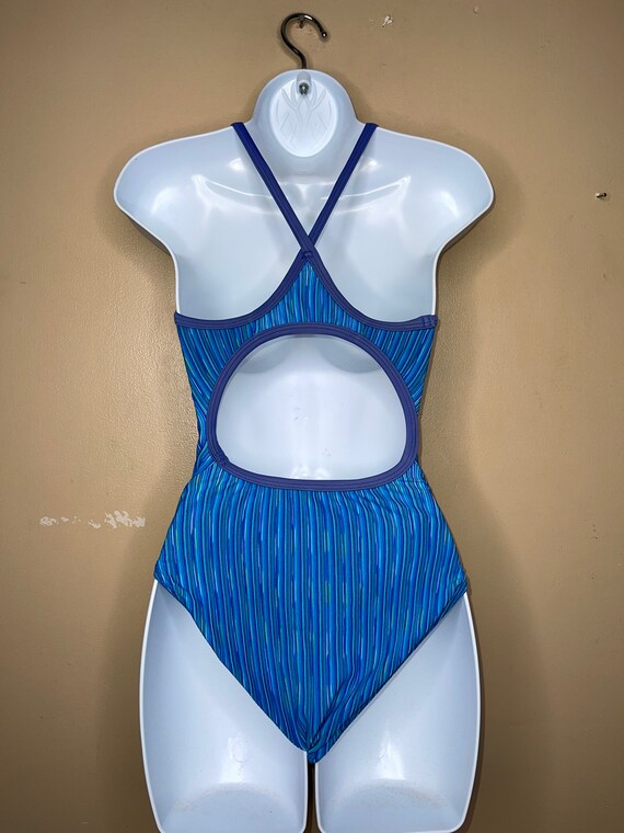 TYR Women’s Suit - image 3