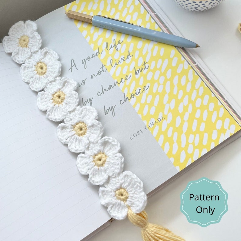 Floral chain bookmark pattern, crochet bookmark, flower bookmark, handmade bookmark, crochet bookmark pattern, bookmark pattern image 1