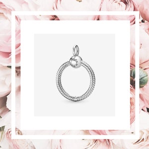 Pandora moments sale small o pendant