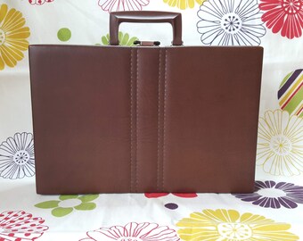 Vintage 1980s Cassette Carry Storage Case With 30 Slots - Brown Faux Leather / Briefcase / Savoy Audio Tapes Holder