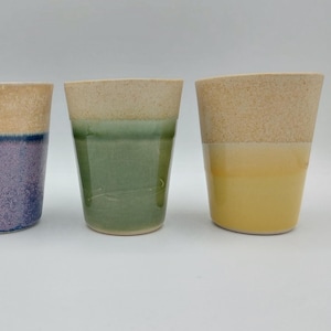 Very Peri - Mug - purple/blue, green, yellow and sand beige