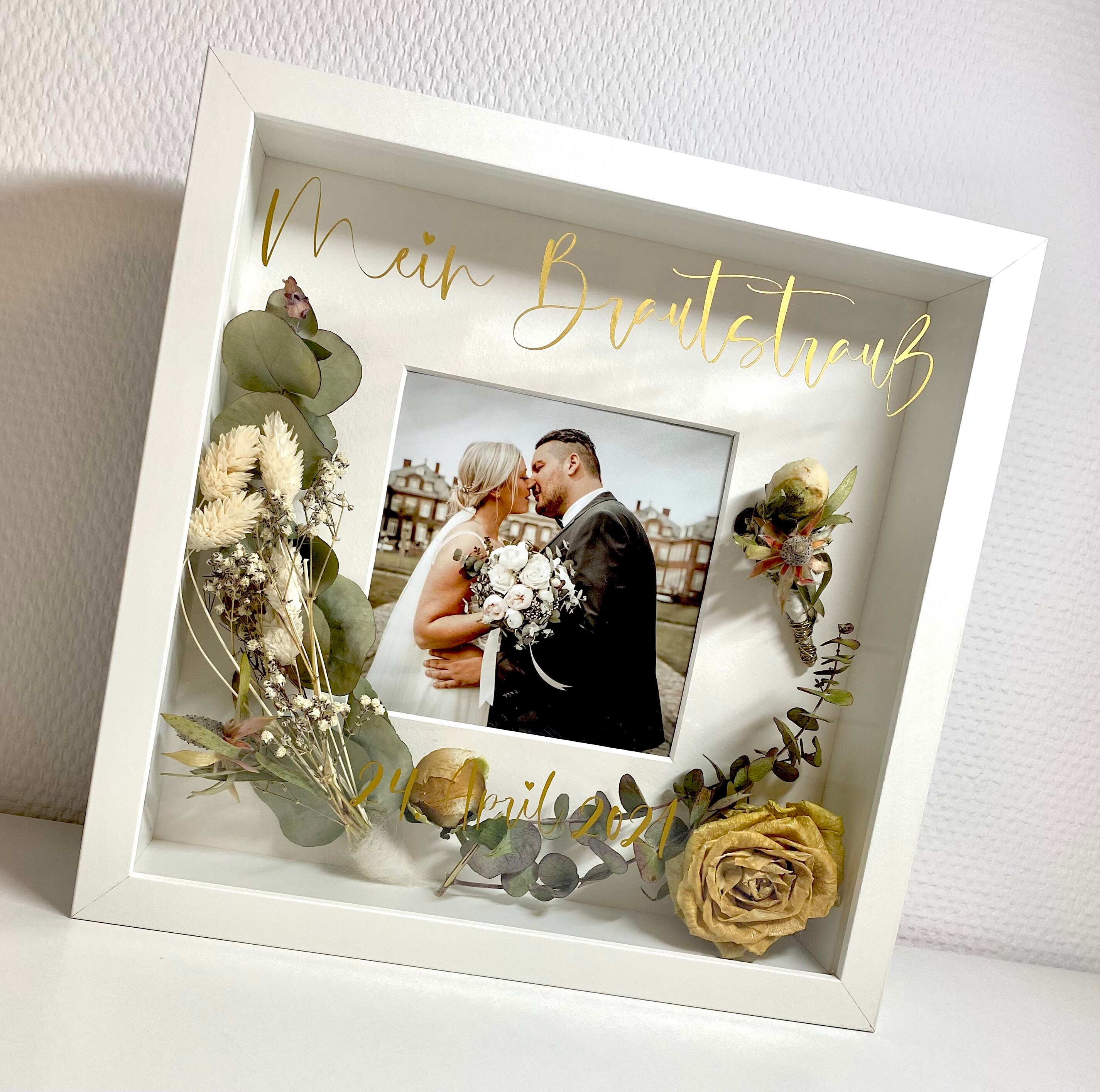 Brautstrauß Bilderrahmen: A Colorful Journey into Art