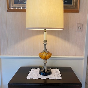 Beautiful Vintage Brass and Amber Glass Table Lamp