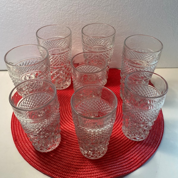 Vintage Anchor Hocking Wexford Pattern Drinking Glasses - Set Includes 4 10oz and 4 8oz Glasses