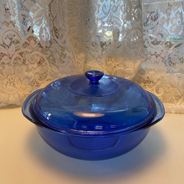Vintage 2 Qt Blue Pyrex Baking Dish with Matching Lid