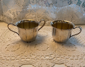 Vintage Wm Rogers 625 Silver plated Sugar and Creamer