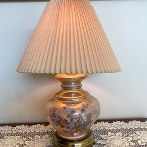 Beautiful Vintage Iridescent Glass Table Lamp - Floral and Bird Motif - Large Ginger Jar Shape- Lighted Base