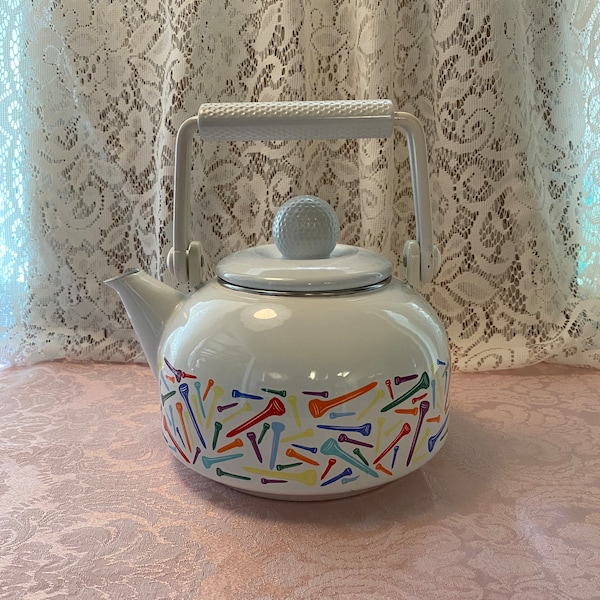 Adorable Vintage Golf Themed 2 Quart Tea Kettle - TeeKettle!