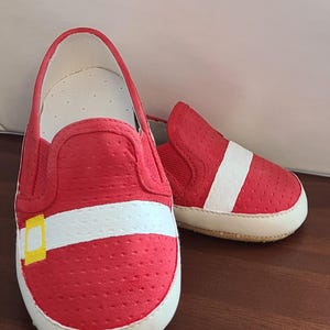 Baby Sonic shoes (size 18-24 months)