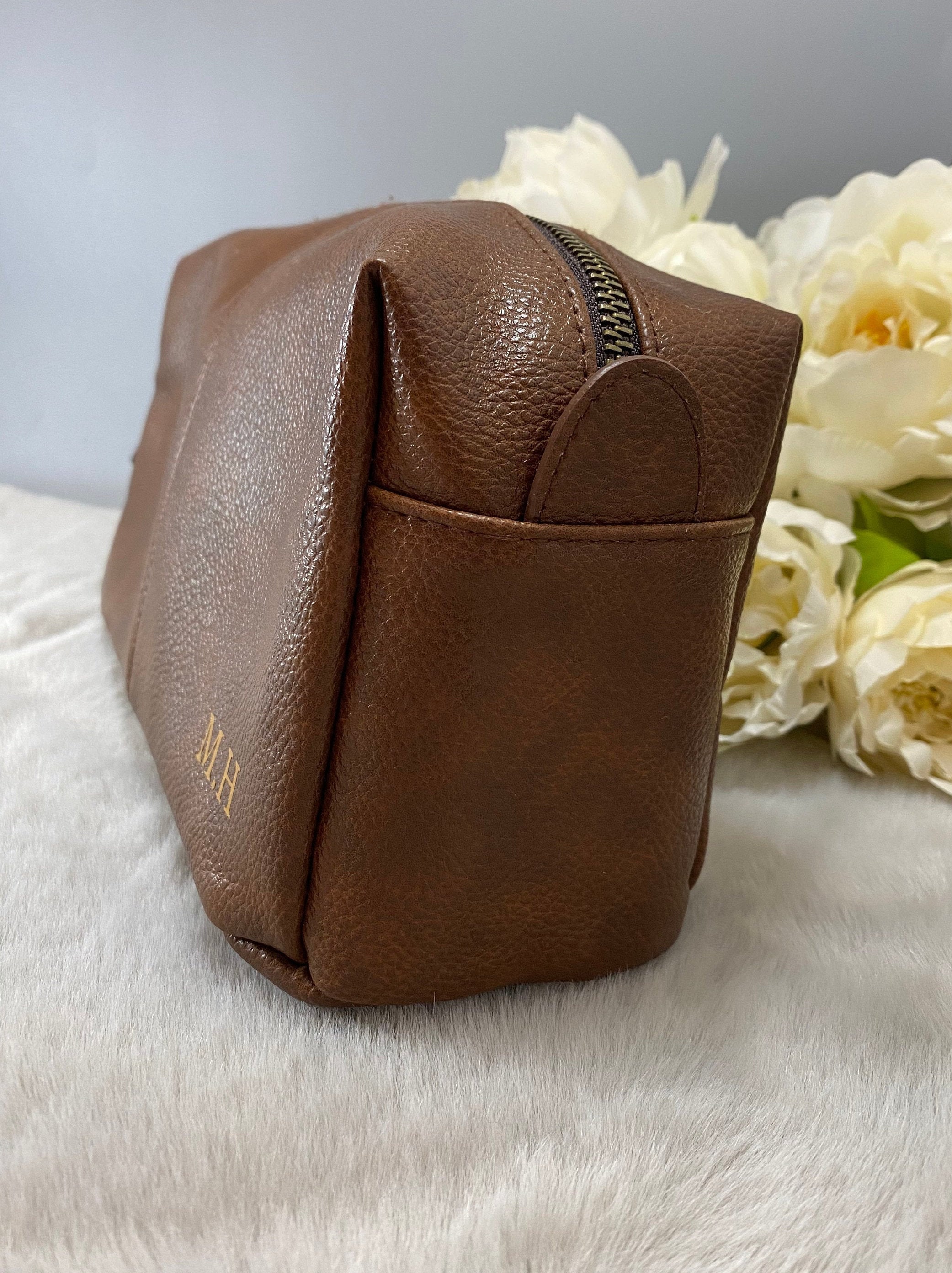 Personalised Monogramed PU Leather Wash Bag in Black or Tan. Etsy Ireland