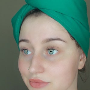 Emerald Green T-shirt Hair Towel Wrap | Natural hair care | Heatless dry | Plopping towel | Curl care | Curly Hair