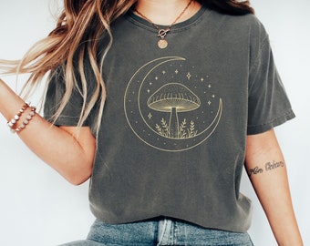 Golden Teacher Mushroom with a Crescent Moon T Shirt, Aesthetic Mushroom Shirt, Magic Mushroom Shirt, Nature Lover Mushroom Tee