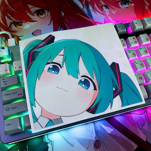 Miku Peeker