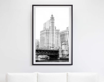 Fotografía en blanco y negro del edificio Wrigley en Chicago / Impresión fotográfica de Chicago / Arquitectura de Chicago / Arte mural de Chicago / Decoración de Chicago