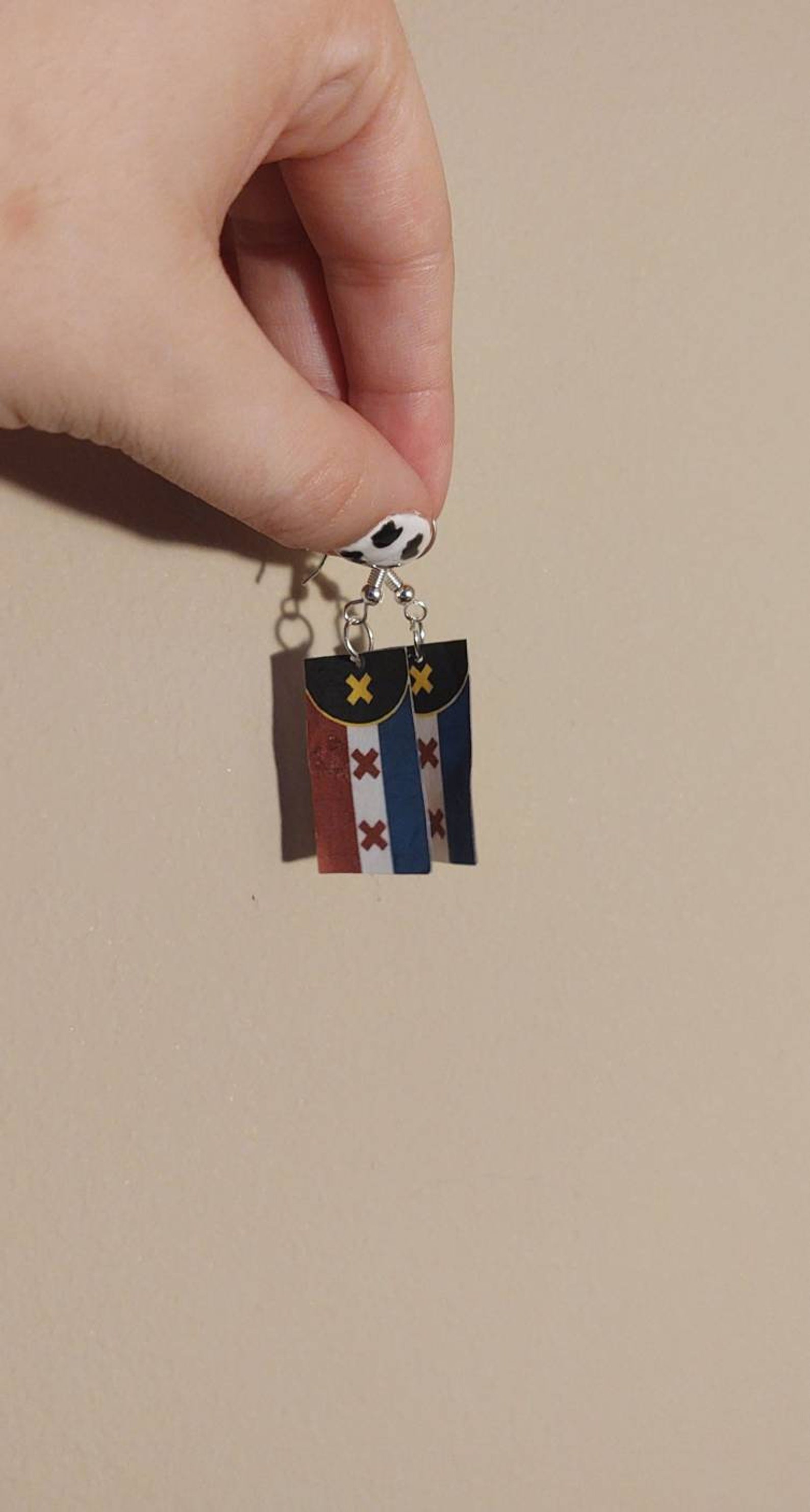 L'Manburg Flag Paper Earring | Etsy