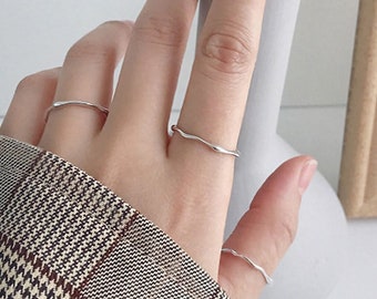 Unregelmäßiger dünner Ring, Minimalistischer verstellbarer Ring für Frauen und Mädchen, 925 Sterling Silber, Eleganter trendy Ring