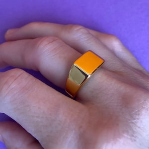 Minimalistischer personalisierter Siegelring, Monogramm und Text Ring, Rechteck Siegelring, Frauen Initial Ring, Geschenk für Sie Bild 4