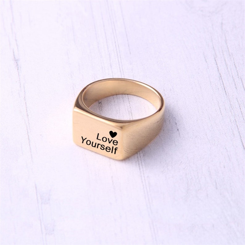 Minimalistischer personalisierter Siegelring, Monogramm und Text Ring, Rechteck Siegelring, Frauen Initial Ring, Geschenk für Sie Bild 8