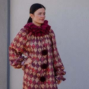 Clown costume Adult Unisex Suite Vintage Bordo Wine red Harlequin  Circus costume  Pierrot Jester Halloween Cosplay Jumpsuit Outfit Birthday