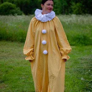 Clown costume Yellow Adult Unisex Suite Vintage Harlequin Circus costume Halloween Cosplay Jumpsuit Outfit Birthday party Photo