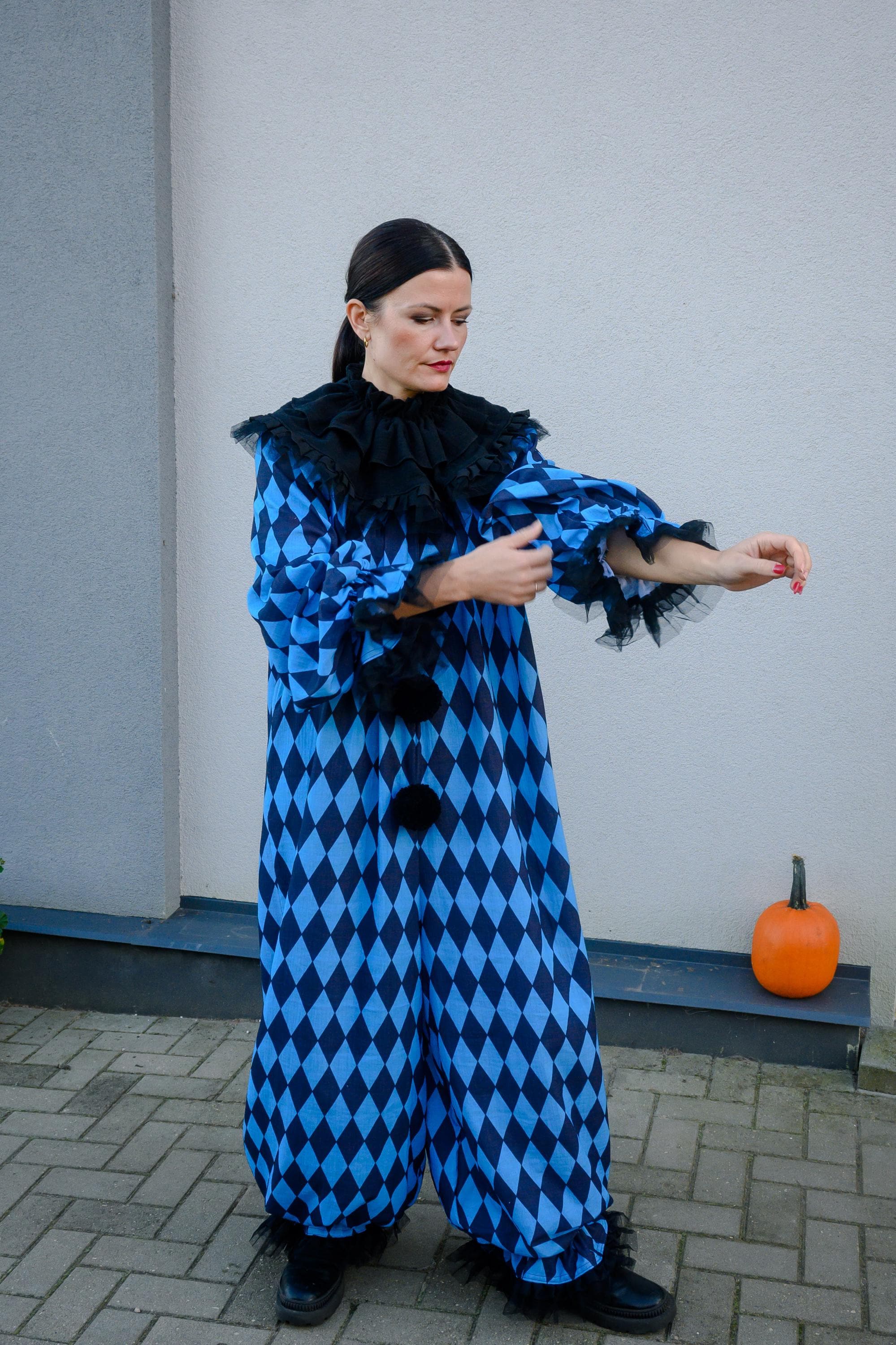 blue clown dress New FOR 2026 Shadow the Clown HD Studios Halloween Costume