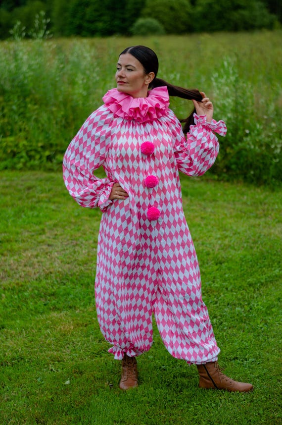 Pink Harlequin Clown Costume Adult Unisex Suite Vintage Circus Costume  Pierrot Jester Halloween Cosplay Jumpsuit - Etsy Israel