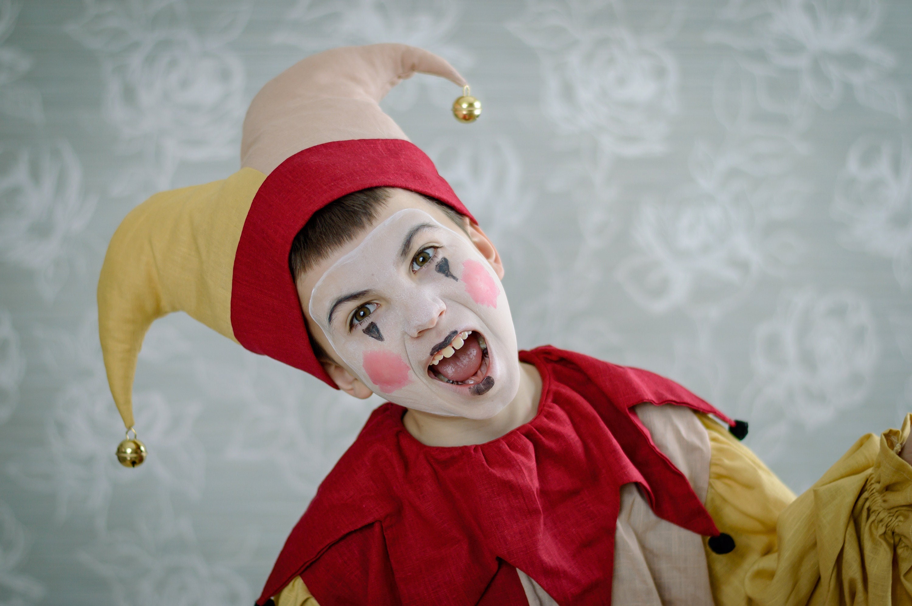 iZoeL Clown Kostüm Accessoire, Clown Lockenperücke + Clownsnase + Bunte  Krawatte + Handschuhe, Fasching Karneval Kostüme für Kinder Damen Herren