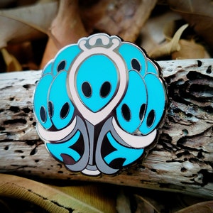 Joni&#39;s Blessing - Hollow Knight Enamel Pin