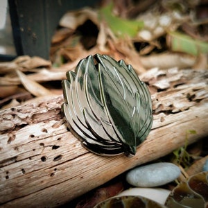 Quick Slash - Hollow Knight Enamel Pin