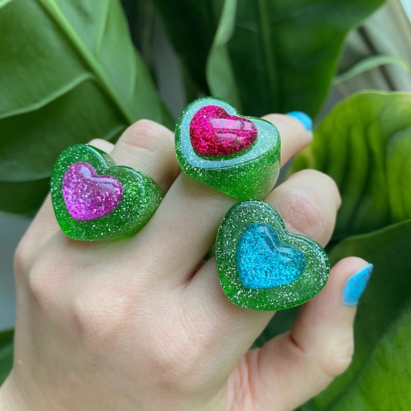 Green Glittery Ring |  Heart Ring | Resin ring | Statement ring | Colorful Ring | Funky Ring | Plastic Ring | Fashion Colorful acrylic Rings