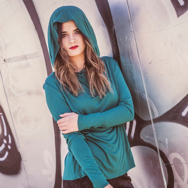 Green emerald bohemian cowl neck top, Wanderer long sleeves crop top, Green cowl hoodie tshirt, Pixie hooded top, Elven clothing