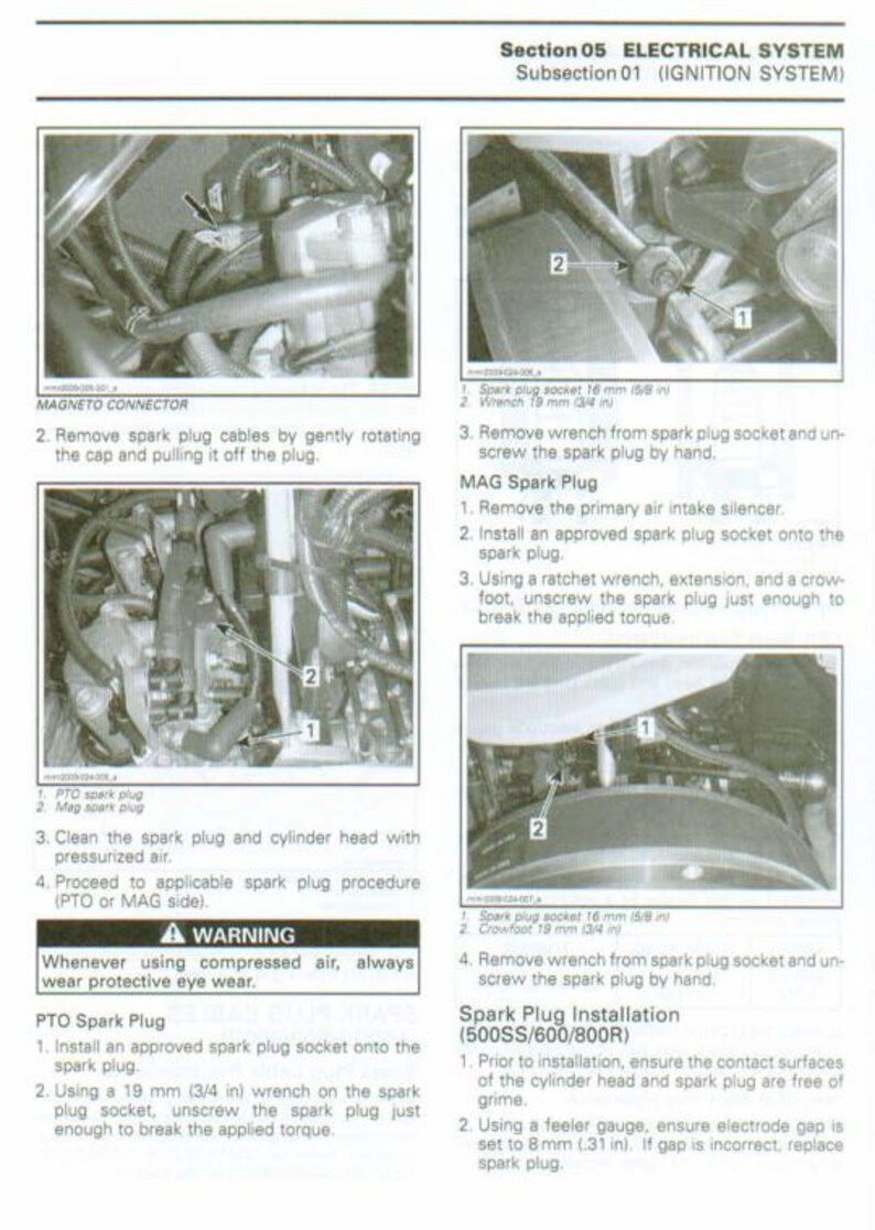 K&ouml;nnte beinhalten: Diagramm aus einem Handbuch, das Komponenten des Z&uuml;ndsystems, einschlie&szlig;lich Z&uuml;ndkerzen und Anschl&uuml;ssen, detailliert. Anweisungen zum Entfernen und Einsetzen von Z&uuml;ndkerzen, mit Messungen in mm und Warnhinweisen zum Augenschutz.