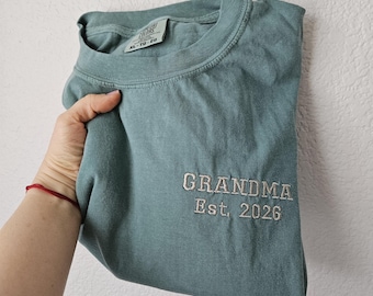Broderie chemise grand-mère est 2026, chemise personnalisée, future grand-mère, cadeau pour grand-mère, faire-part de grossesse, idée cadeau grand-parent, t-shirt grand-père