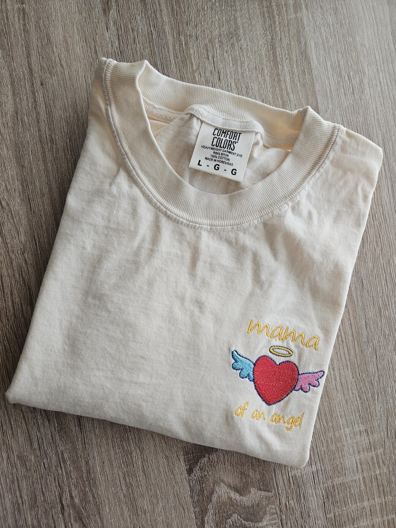 Camiseta bordada Mamá de un ángel, Camiseta Comfort Color, Camiseta para la pérdida del embarazo, Camiseta para la pérdida del bebé, Regalo para ella, Madre en duelo, Pérdida de un hijo, Duelo imagen 10