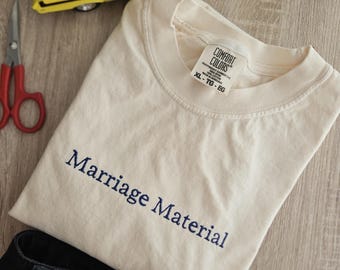 Broderie Chemise de marié personnalisée, cadeau pour lui, chemise de mari, chemise de marié, fête de mariage, matériel de mariage, idée cadeau petit ami, cadeau de marié