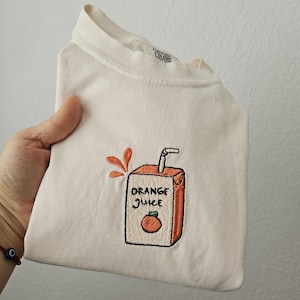 Orange Juice Embroidery Shirt, Vintage Style Orange Tee, Fruit Shirt, Foodie T-shirt, minimalistic juice tee, Florida shirt, Gift for Her