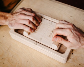 WhiteOak Crimp Clash: Tug of War for Climbers, Finger Armwrestling