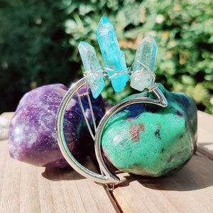 Aura Quartz Crescent Moon Hair Barrett