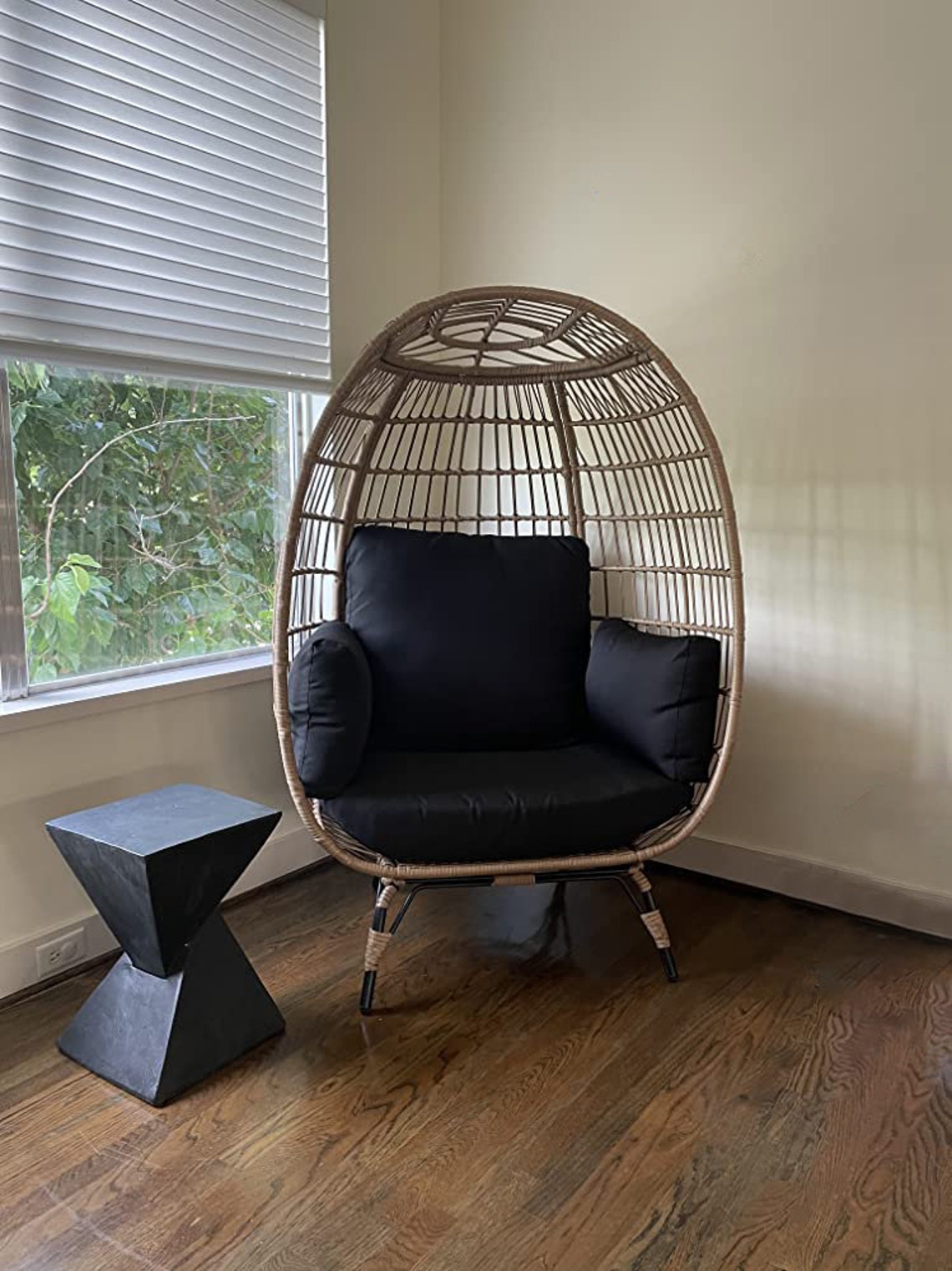 outdoor stationary egg chair