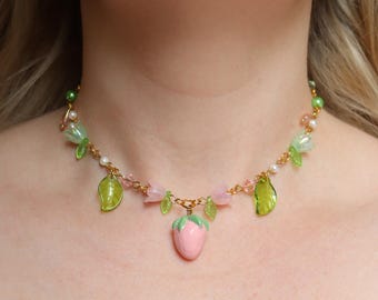 Pink Strawberry Charm Necklace | Strawberry Necklace, Beaded Jewelry, Fairycore Necklace, Cottagecore Jewelry, Flower Bead Necklace