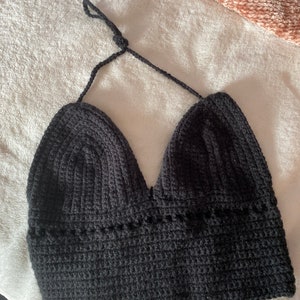 Boho chic cropped crochet tank top