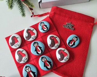 Christmas mini game - Penguins and robins handpainted (noughts and crosses)